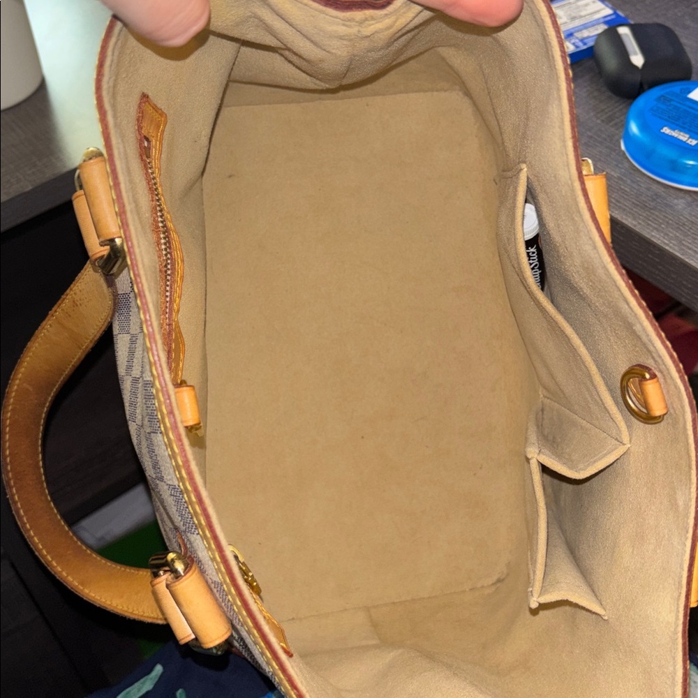 -Louis Vuitton hampstead pm bag - Picture 9 of 17